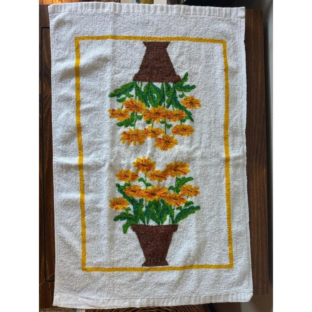 Vintage Floral Hand Towel Dishman